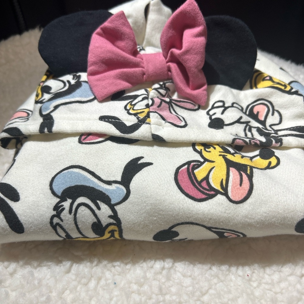 Disney Mickey & Friends Girls Hoodie Size 6 Minnie Ears Bow Sweatshirt